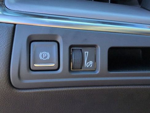 New 2026 Cadillac XT5 Luxury w/ LPO, Floor Liner Package image 18