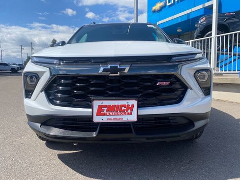 Used 2025 Chevrolet TrailBlazer RS w/ Convenience Package AWD/4WD image 8