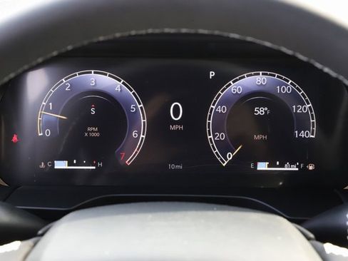 New 2025 Jeep Grand Cherokee Altitude image 22