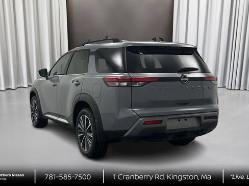 New 2026 Nissan Pathfinder Platinum w/ Cargo Package AWD/4WD image 7