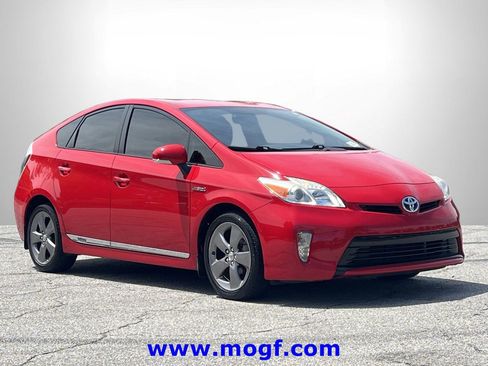 Used 2015 Toyota Prius Persona Series FWD image 4