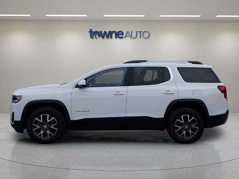 Used 2023 GMC Acadia SLE w/ Driver Convenience Package AWD/4WD image 2