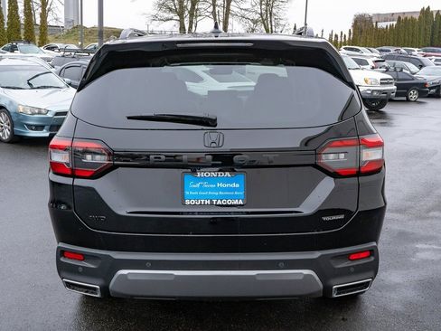 New 2026 Honda Pilot Touring image 7