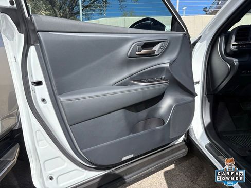 Certified 2025 Toyota Crown Signia image 14