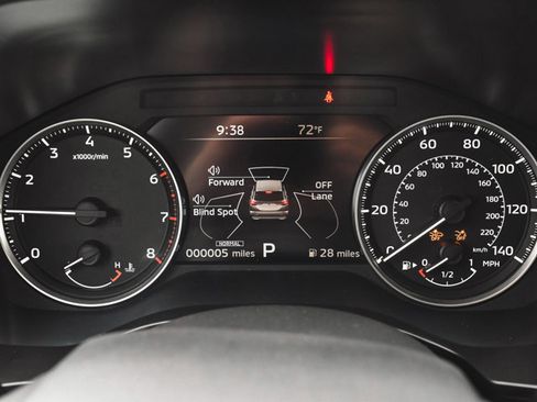 New 2025 Mitsubishi Outlander SE image 14