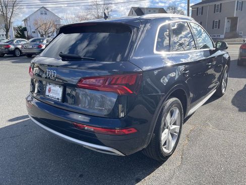 Used 2019 Audi Q5 2.0T Premium w/ Convenience Package image 9