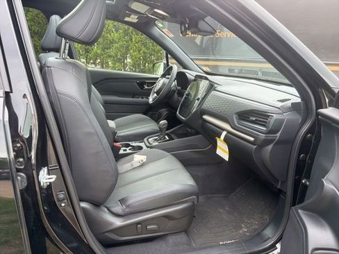 Certified 2025 Subaru Forester Limited AWD/4WD image 23