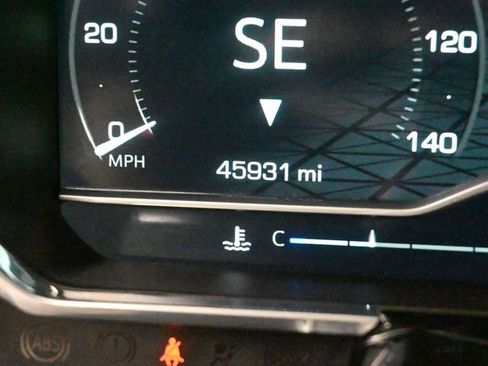 Used 2023 GMC Sierra 1500 Elevation image 13