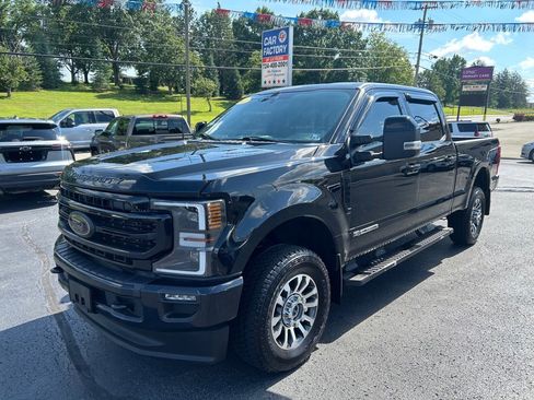 Used 2021 Ford F350 Lariat image 2