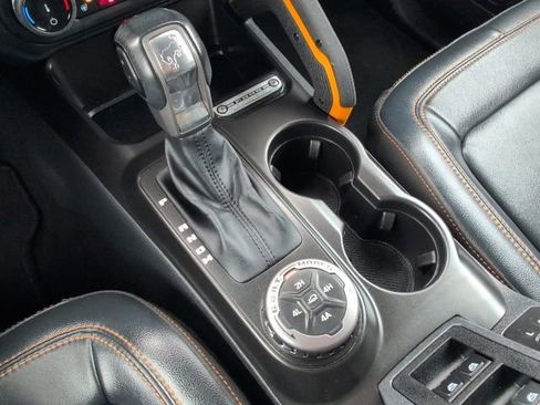 Used 2022 Ford Bronco Badlands image 22