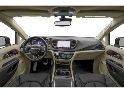 Used 2024 Chrysler Pacifica Limited w/ S Appearance Package FWD image 10