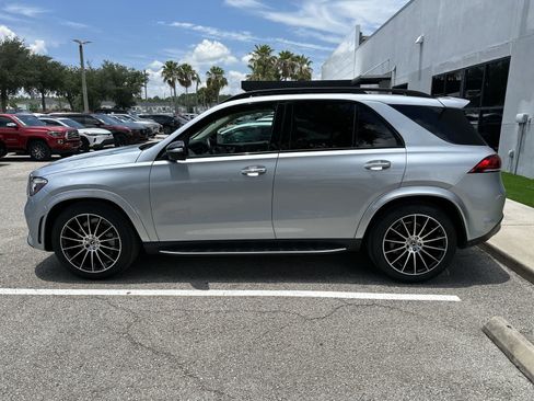 Used 2022 Mercedes-Benz GLE 350 w/ AMG Line Exterior image 5