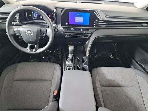 Used 2025 Toyota Camry LE FWD image 16