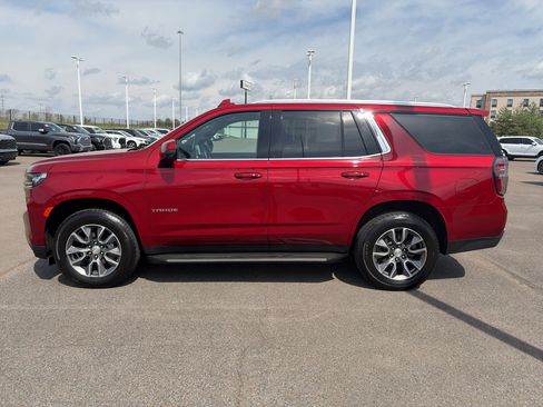 Used 2023 Chevrolet Tahoe LT w/ LT Signature Package image 2