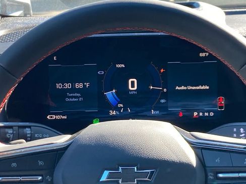 New 2026 Chevrolet Equinox EV RS w/ Convenience Package II FWD image 9