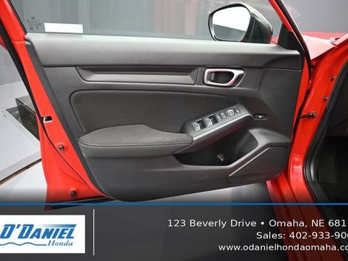 Used 2023 Honda Civic Sport image 23
