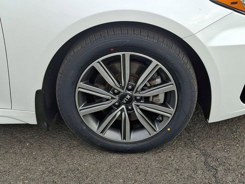 Certified 2019 Kia Optima EX w/ EX Premium Package image 8