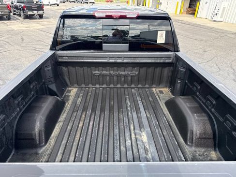 Used 2024 GMC Sierra 1500 Denali AWD/4WD image 9