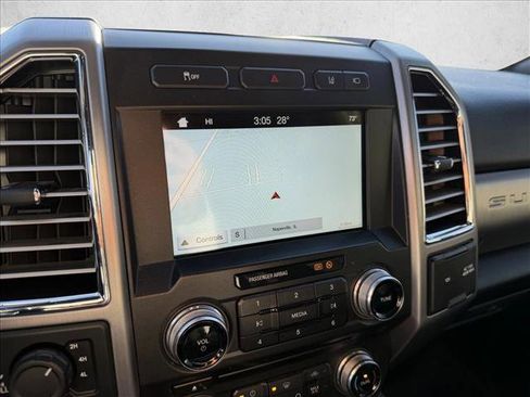 Used 2017 Ford F250 Platinum w/ Platinum Ultimate Package image 18