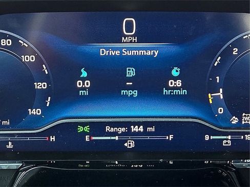 Certified 2024 Chevrolet Silverado 1500 High Country w/ Technology Package image 23