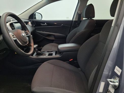 Used 2020 Kia Sorento LX FWD image 17