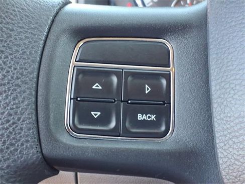 Used 2012 RAM 1500 Classic SLT image 10