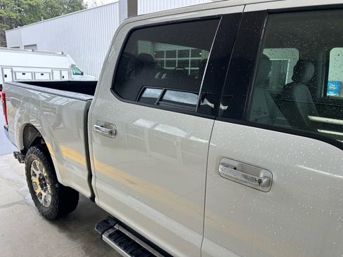 Used 2021 Ford F250 XLT w/ XLT Premium Package image 10