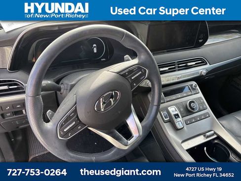 Used 2022 Hyundai Palisade Calligraphy w/ Cargo Package image 12