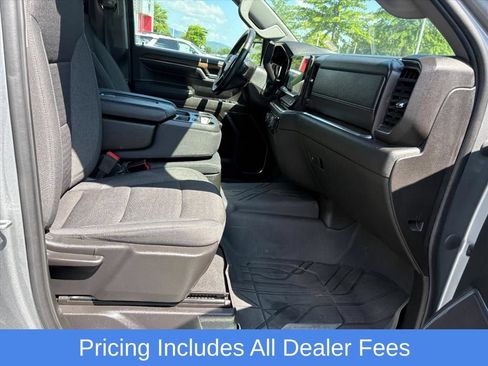 Used 2024 Chevrolet Silverado 1500 LT AWD/4WD image 19