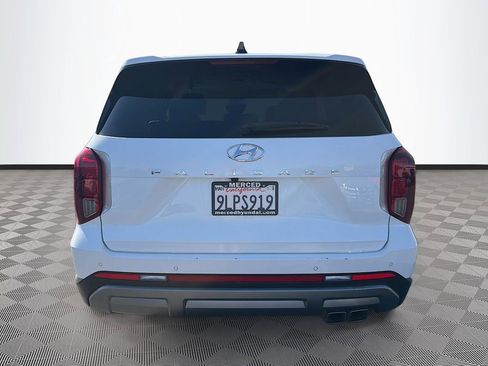 Used 2024 Hyundai Palisade SEL FWD image 6