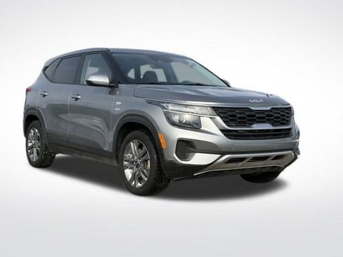 Certified 2023 Kia Seltos LX image 1