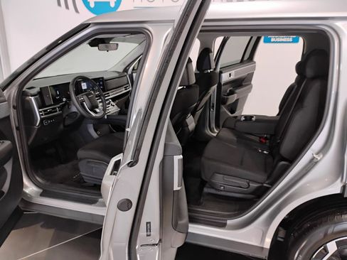 Used 2024 Hyundai Santa Fe SE image 7