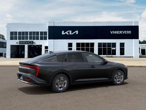 New 2026 Kia K4 FWD image 9