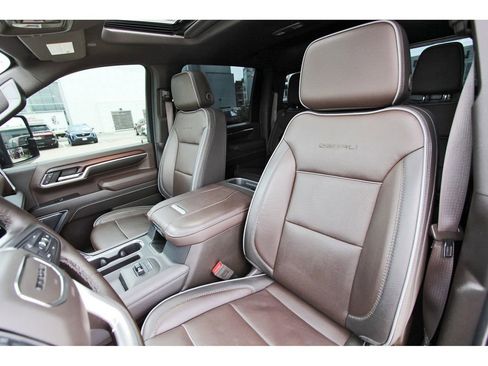 Used 2024 GMC Sierra 2500 Denali w/ Denali Reserve Package image 27