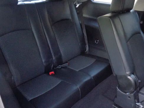 Used 2020 Dodge Journey Crossroad FWD image 11
