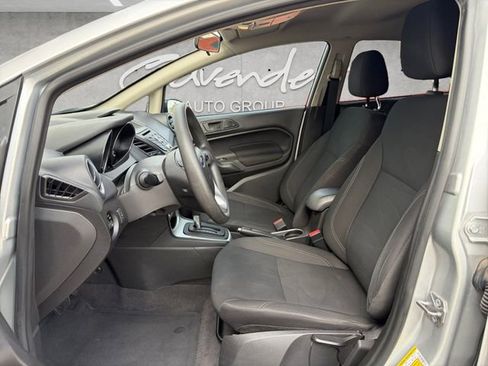 Used 2019 Ford Fiesta SE image 19