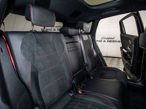 Used 2025 Mercedes-Benz GLA 35 AMG 4MATIC image 15