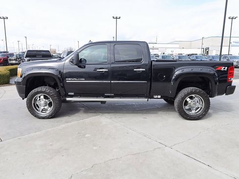Used 2011 GMC Sierra 3500 Denali image 3