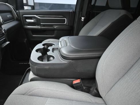 Used 2024 RAM 2500 Big Horn AWD/4WD image 21