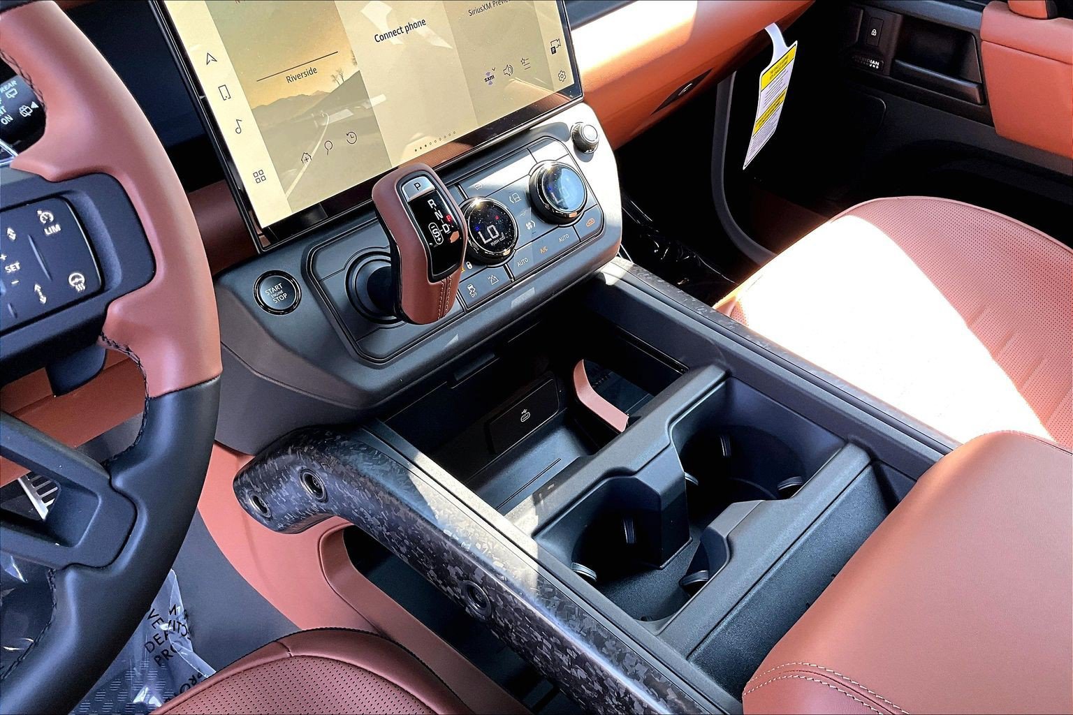 New 2026 Land Rover Defender 110 OCTA AWD/4WD image 8