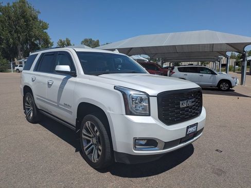 Used 2017 GMC Yukon Denali w/ Open Road Package AWD/4WD image 3