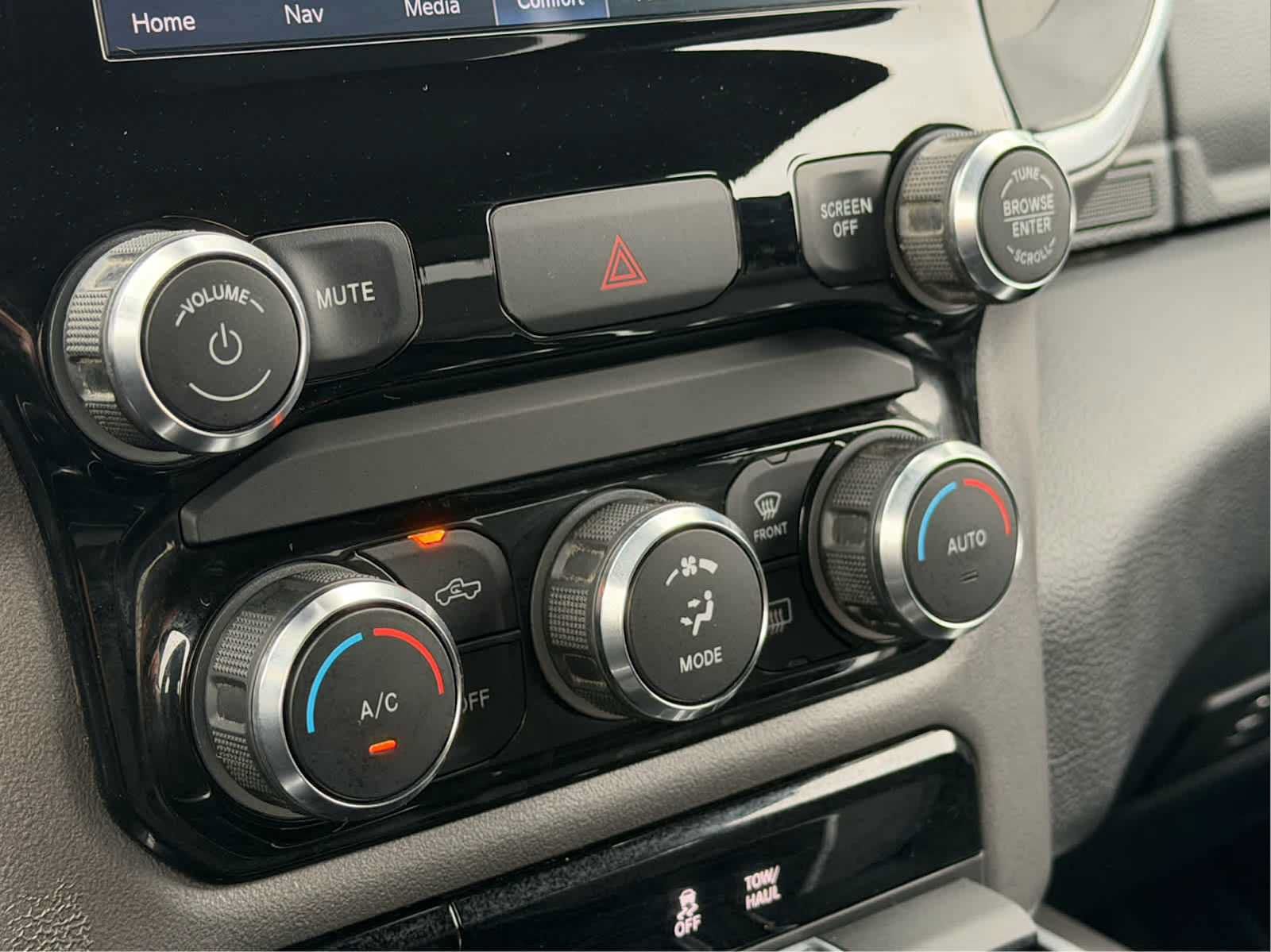 Used 2022 RAM 1500 Big Horn AWD/4WD image 20