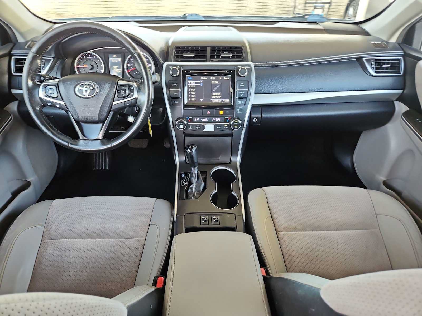 Used 2015 Toyota Camry XSE FWD image 8