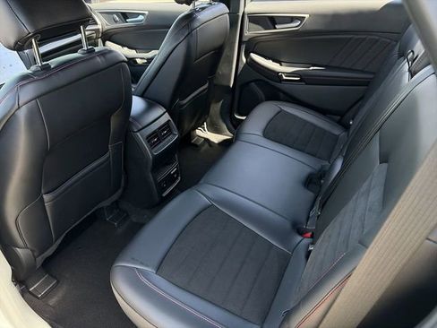 Used 2024 Ford Edge ST-Line AWD/4WD image 18