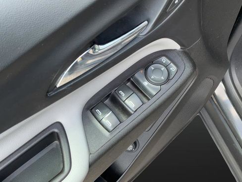 Certified 2019 Chevrolet Equinox Premier w/ LPO, Floor Liner Package AWD/4WD image 30