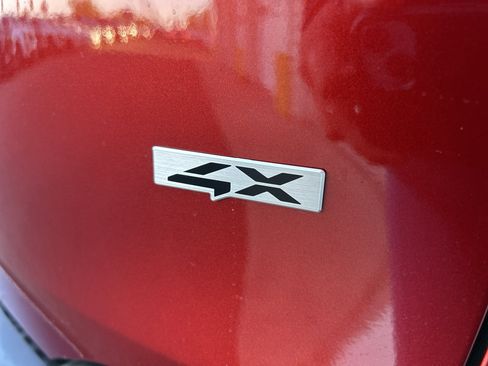 New 2026 Kia Seltos SX image 8