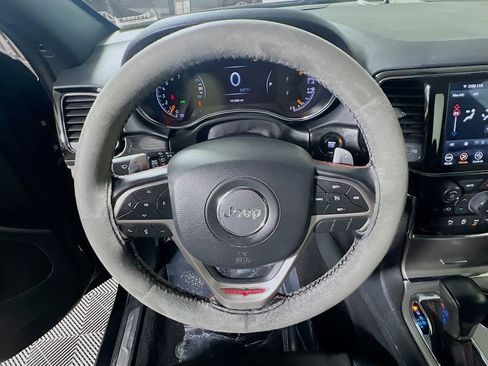 Used 2021 Jeep Grand Cherokee Trailhawk AWD/4WD image 10