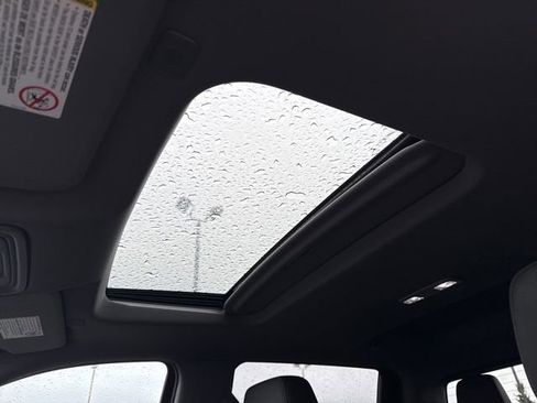 Used 2021 Chevrolet Silverado 2500 LTZ w/ LTZ Premium Package image 31