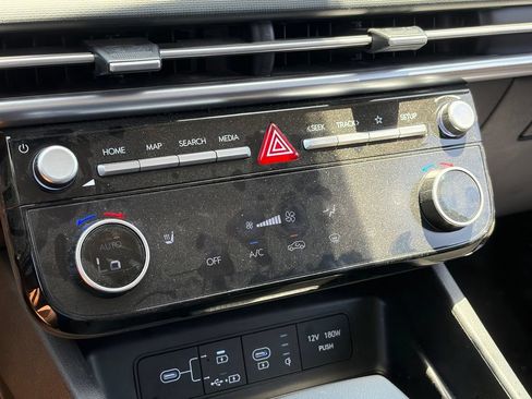 Used 2025 Hyundai Tucson SEL FWD image 9