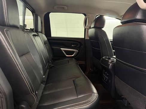 Used 2019 Nissan Titan PRO-4X w/ Pro-4x Convenience Package image 29